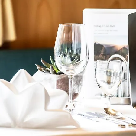 Boutiquehotel Edelweiss Schoppernau