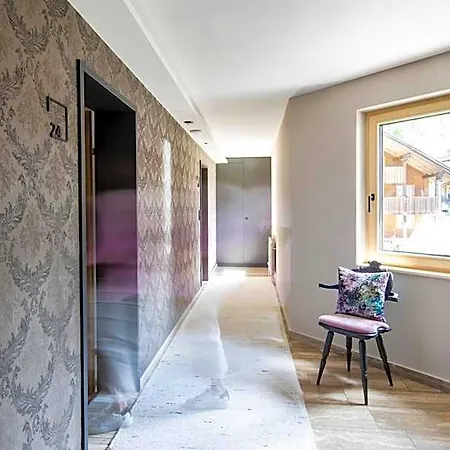 Boutiquehotel Edelweiss 4*