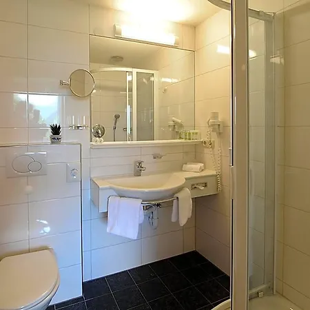 Hotel Boutiquehotel Edelweiss 4*