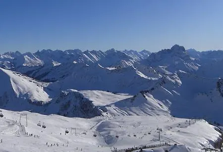 Boutiquehotel Edelweiss 4*