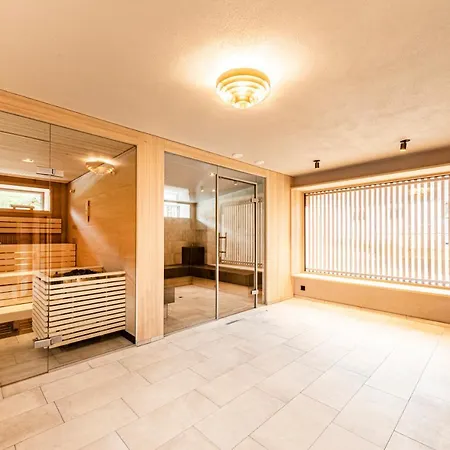 Boutiquehotel Edelweiss 4* Schoppernau