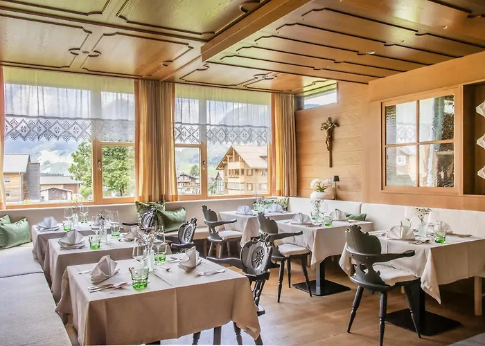 Boutiquehotel Edelweiss 4*