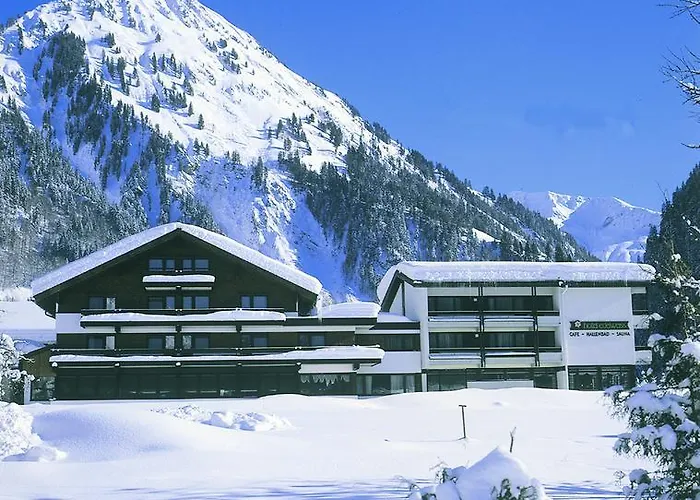 Hotel Boutiquehotel Edelweiss 4*