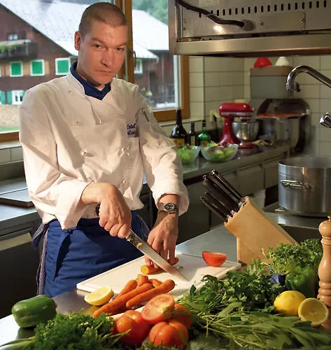 Hotel Boutiquehotel Edelweiss 4*